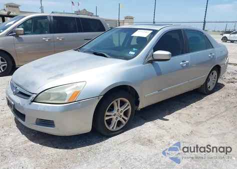 2006 Honda Accord 2.4 Ex from USA, damaged, VIN JHMCM56736C006383